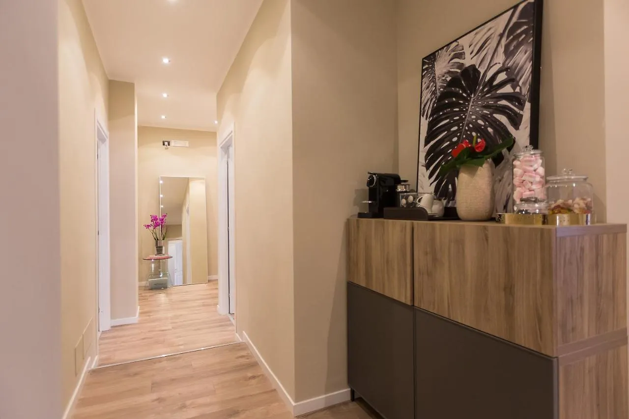 126 Gracchi Suites Řím Penzion